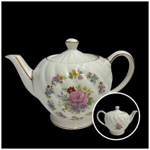 Sadler England Ceramic Teapot With Lid - 7.5" Wide - White With Multicolor Flowe